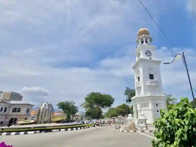 Queen Victoria Memorial Clock Tower Queen-Victoria-Gedenkturm